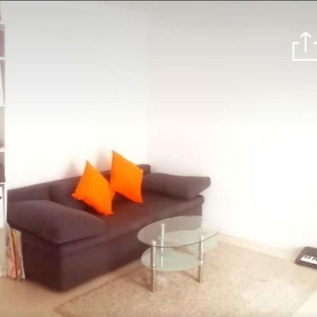 Helles Zimmer Mit Balkon Zwischen Uni Und Altstadt Regensburg Bagian luar foto
